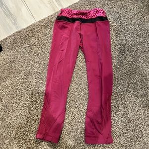 Lululemon crop leggings. Size 4. Drawstring waist. Zipper and back.